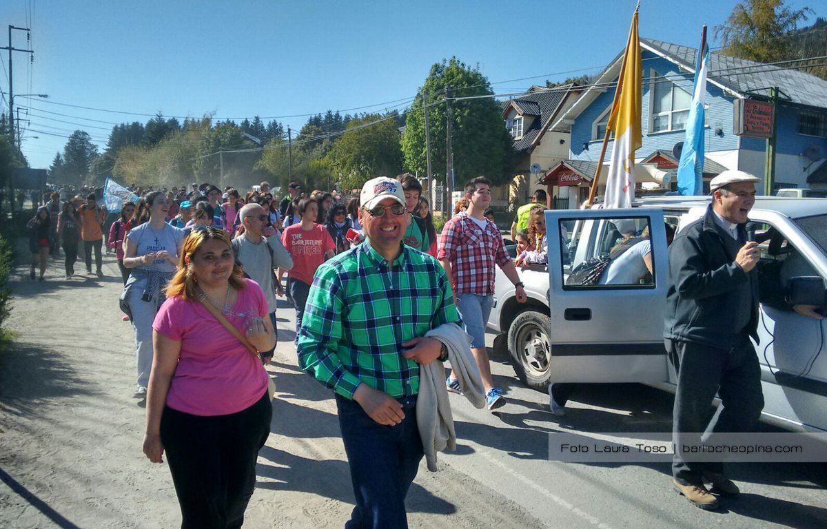 Cientos de fieles marcharon en la XXII Peregrinación a la Gruta de la