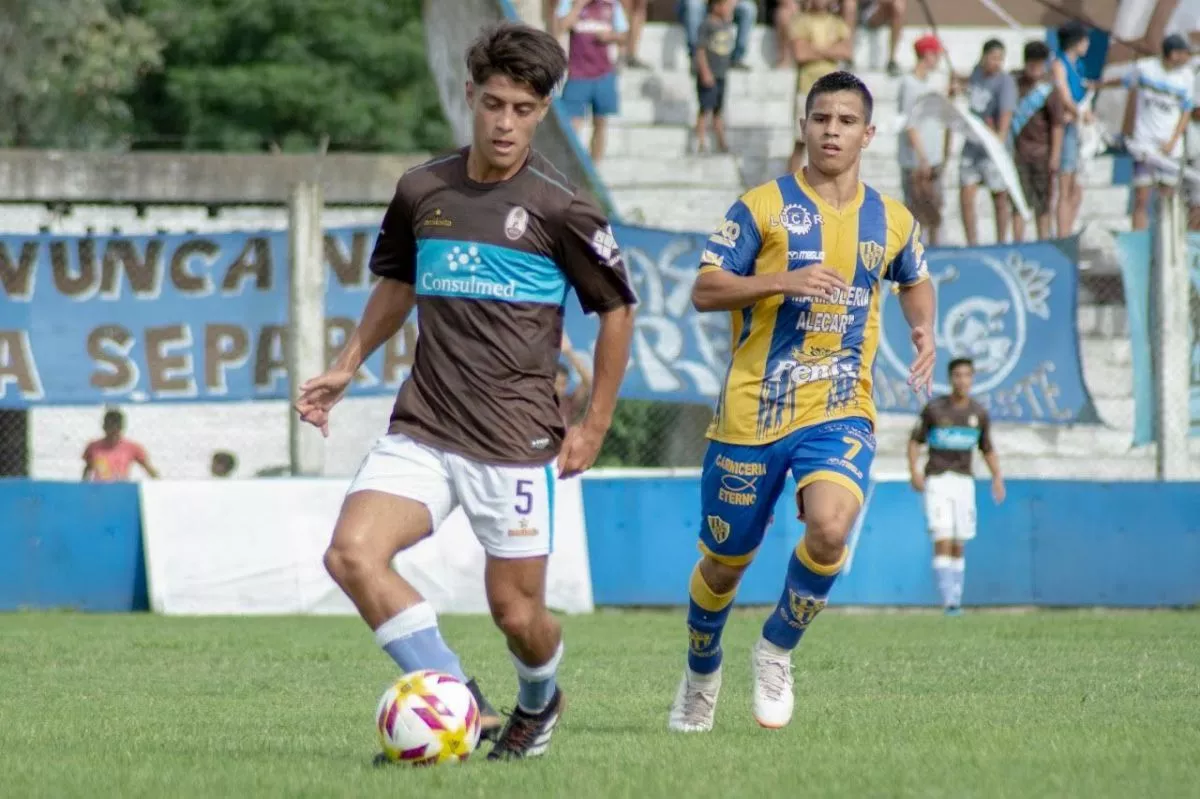 Barilochense que juega en Atlas, se enfrentará a Independiente de  Avellaneda | Bariloche Opina | Noticias de Bariloche.