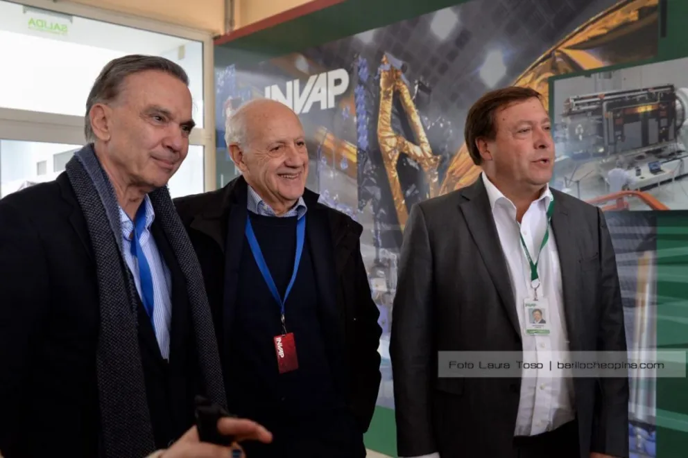 Lavagna en INVAP: "Es un grave error ajustar en el sector científico tecnológico"