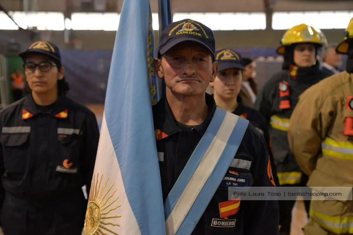 Mensajes y reconocimientos por el Día Nacional del Bombero Voluntario |  Bariloche Opina | Noticias de Bariloche.