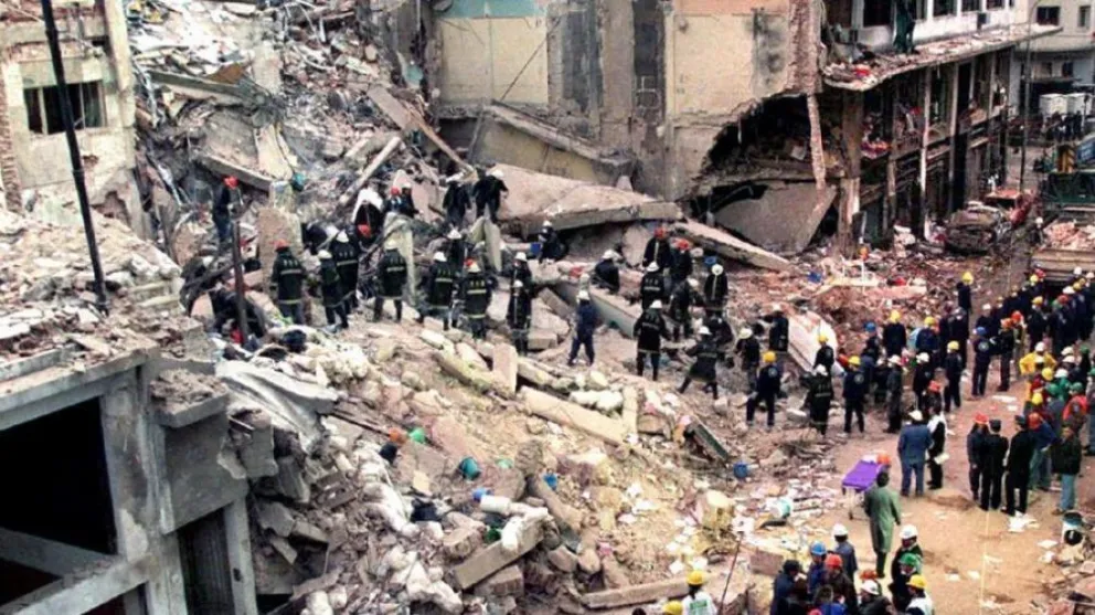 Invitan al acto por los 25 años del atentado a la AMIA