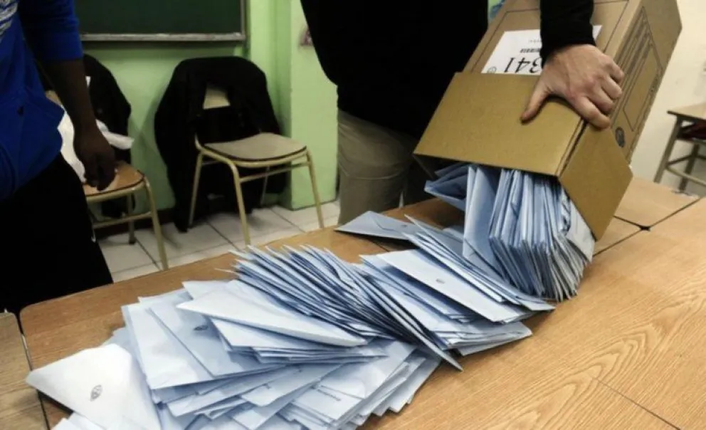 PASO: Los primeros resultados podrían conocerse recién cerca de las 22:30