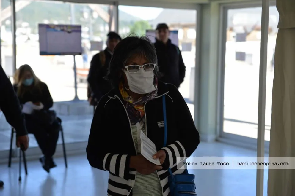 Desde el lunes será obligatorio el uso de protectores faciales en Río Negro