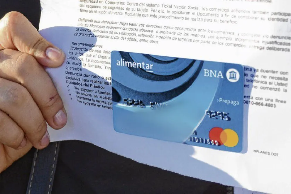 En el primer día de operativos, el 75% de los beneficiarios ya tiene su tarjeta Alimentar