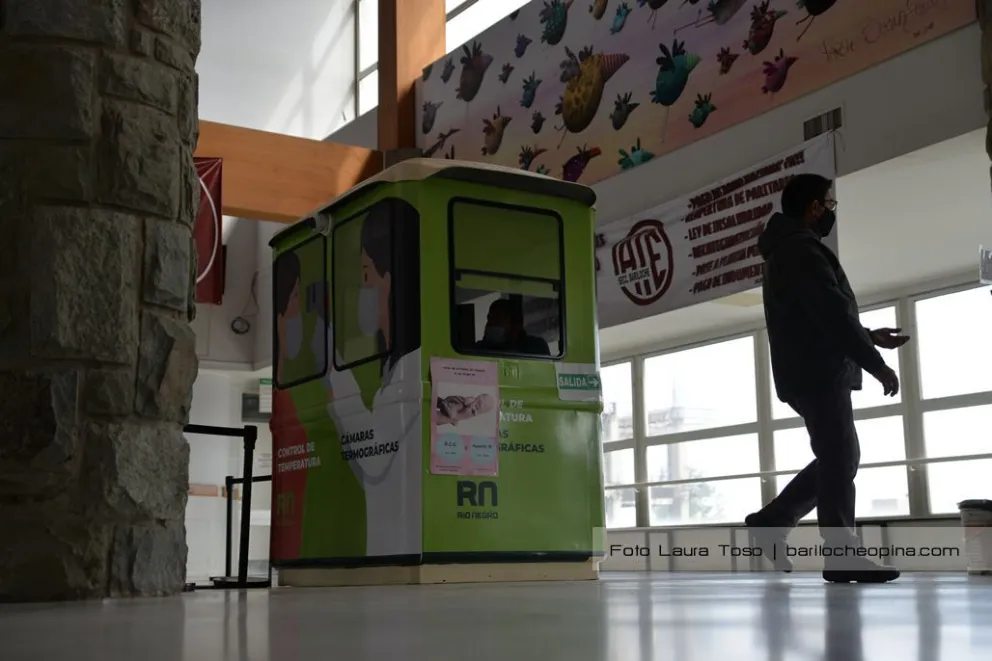 COVID: 65 nuevos casos y una paciente fallecida en Bariloche