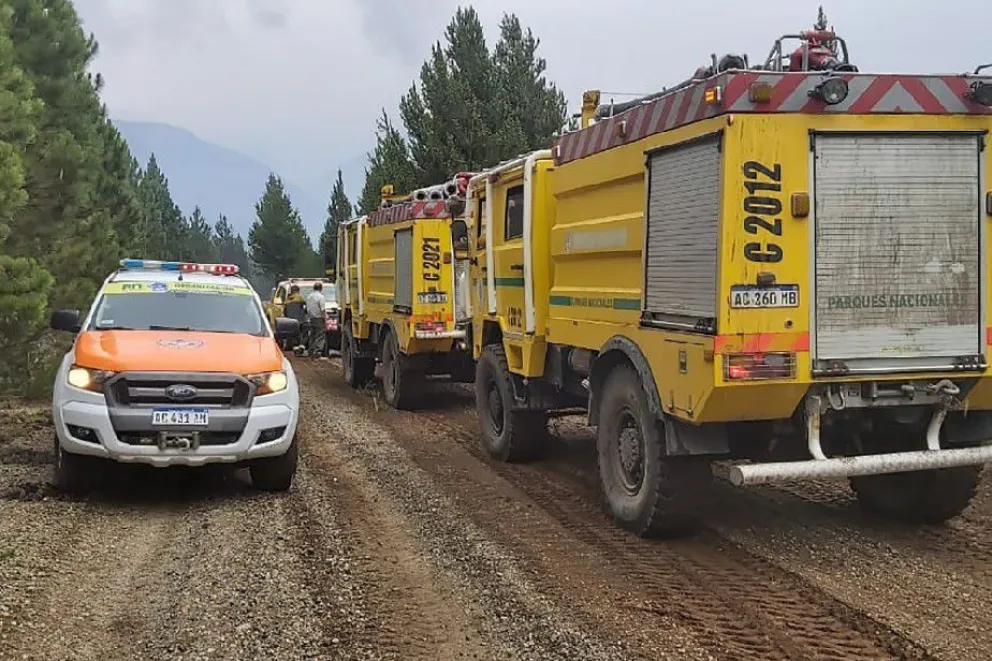 La lluvia resultó una aliada muy importante para combatir el fuego cerca de El Bolsón
