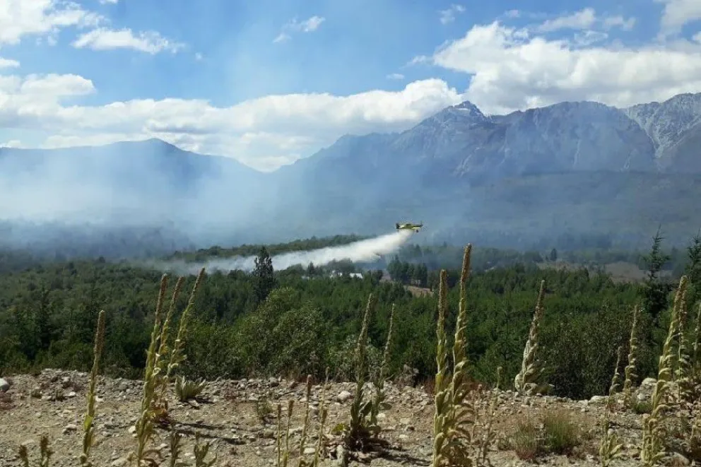 Bariloche contará con un avión hidrante para la temporada de incendios