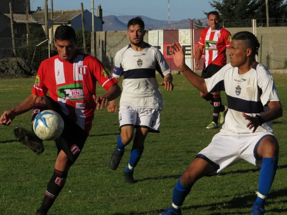 Así se juega la cuarta fecha de la Copa Bariloche de fútbol 11