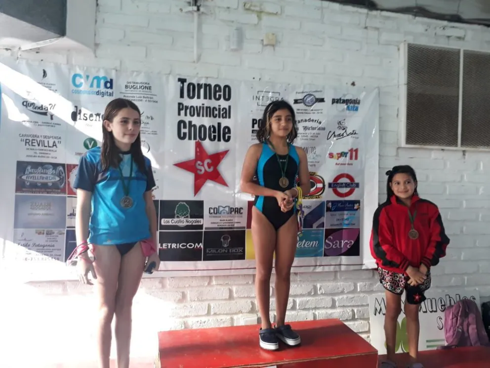 Nadadores barilochenses y el placer de volver a competir en un Provincial