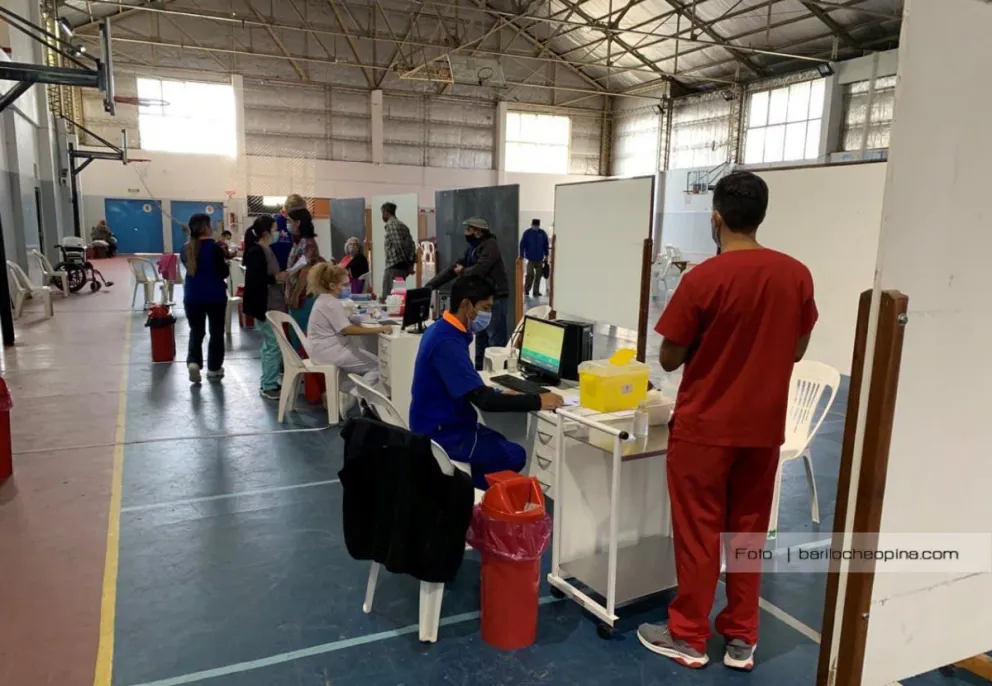 El Gobierno buscará acelerar la vacunación en las próximas tres semanas