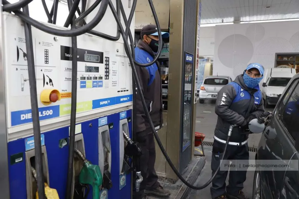 Viene un nuevo aumento en los combustibles