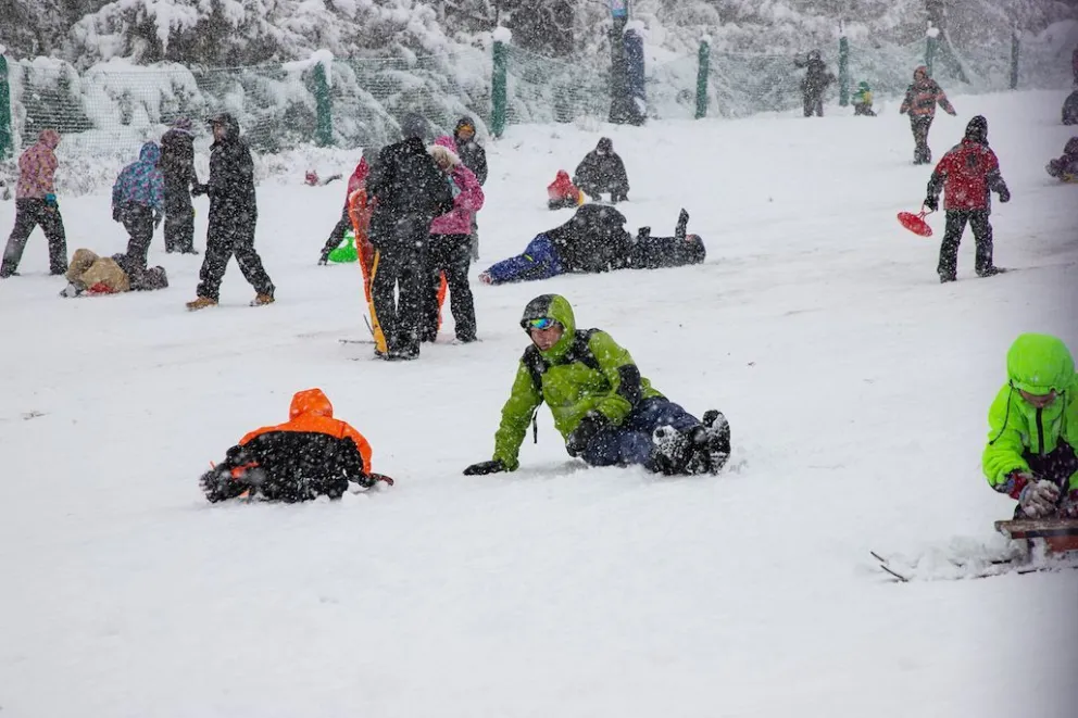 Se autorizará el turismo grupal en vacaciones de invierno