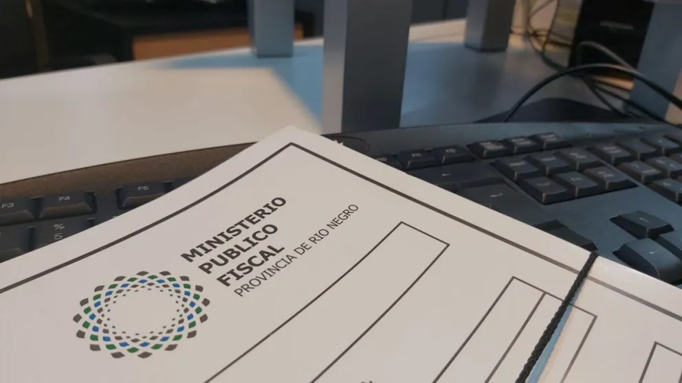 Era su guardador y por una cautelar deberá abonarle alimentos