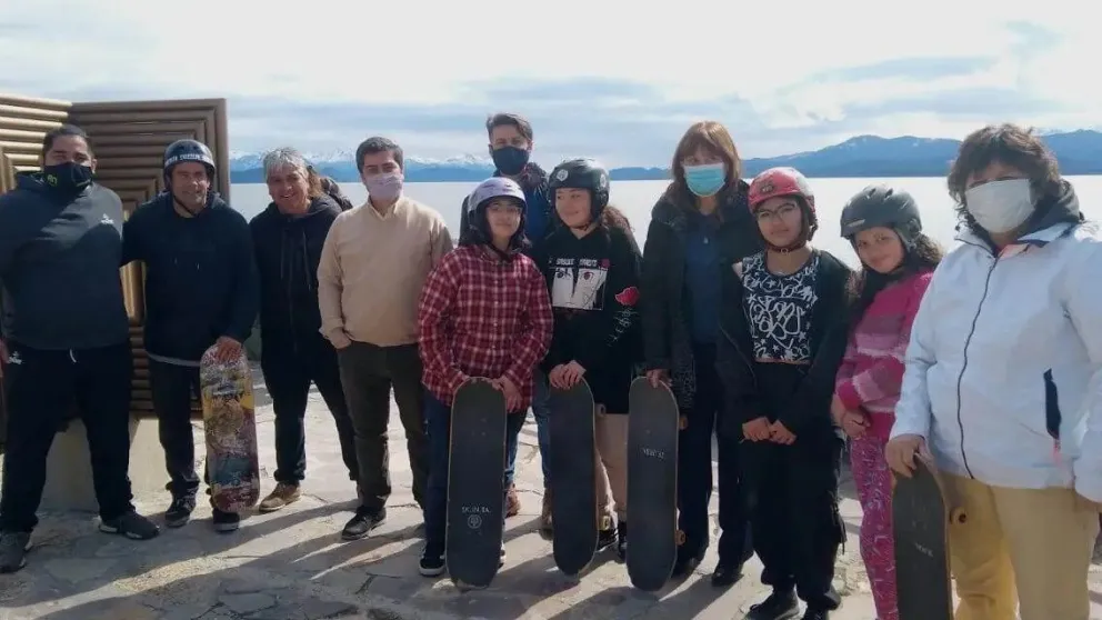 Estudiantes de la Zona Andina ya disfrutan de practicar skate