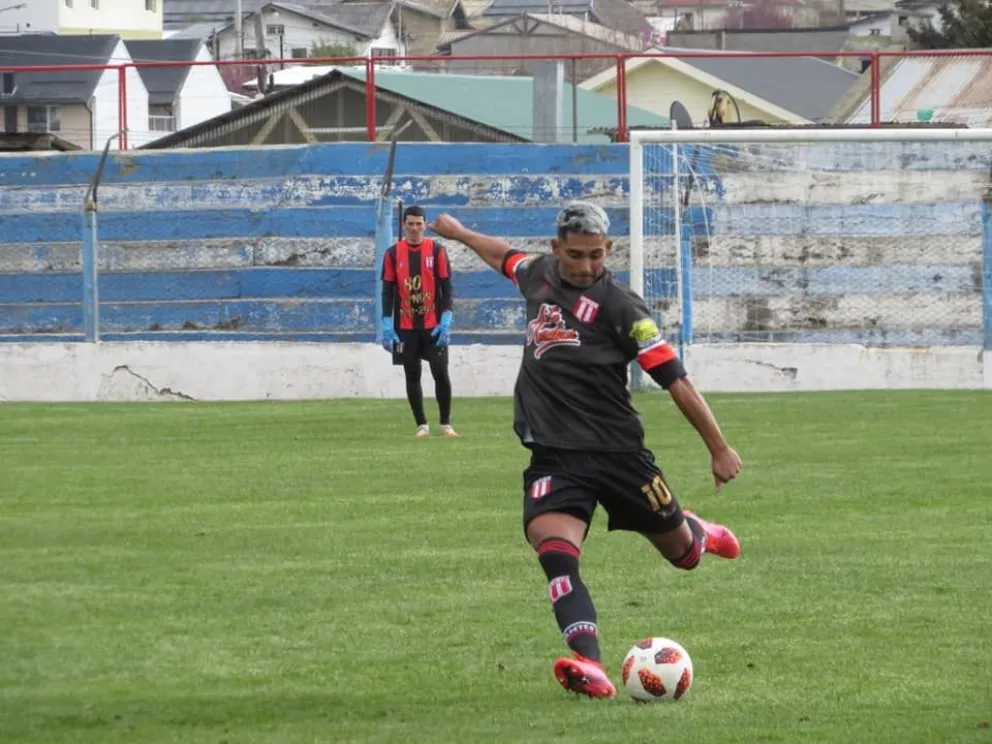 Estudiantes y Cruz del Sur jugarán la final de la Copa Bariloche 