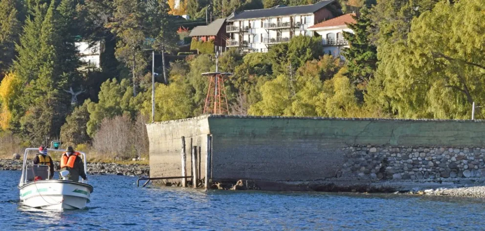 Más del 90% de los muelles sobre el Nahuel Huapi están en condiciones irregulares
