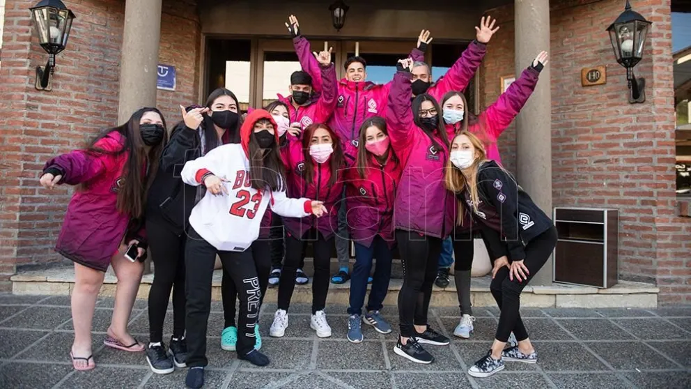 Aperturas: Ya llegaron más de 25.000 estudiantes a Bariloche