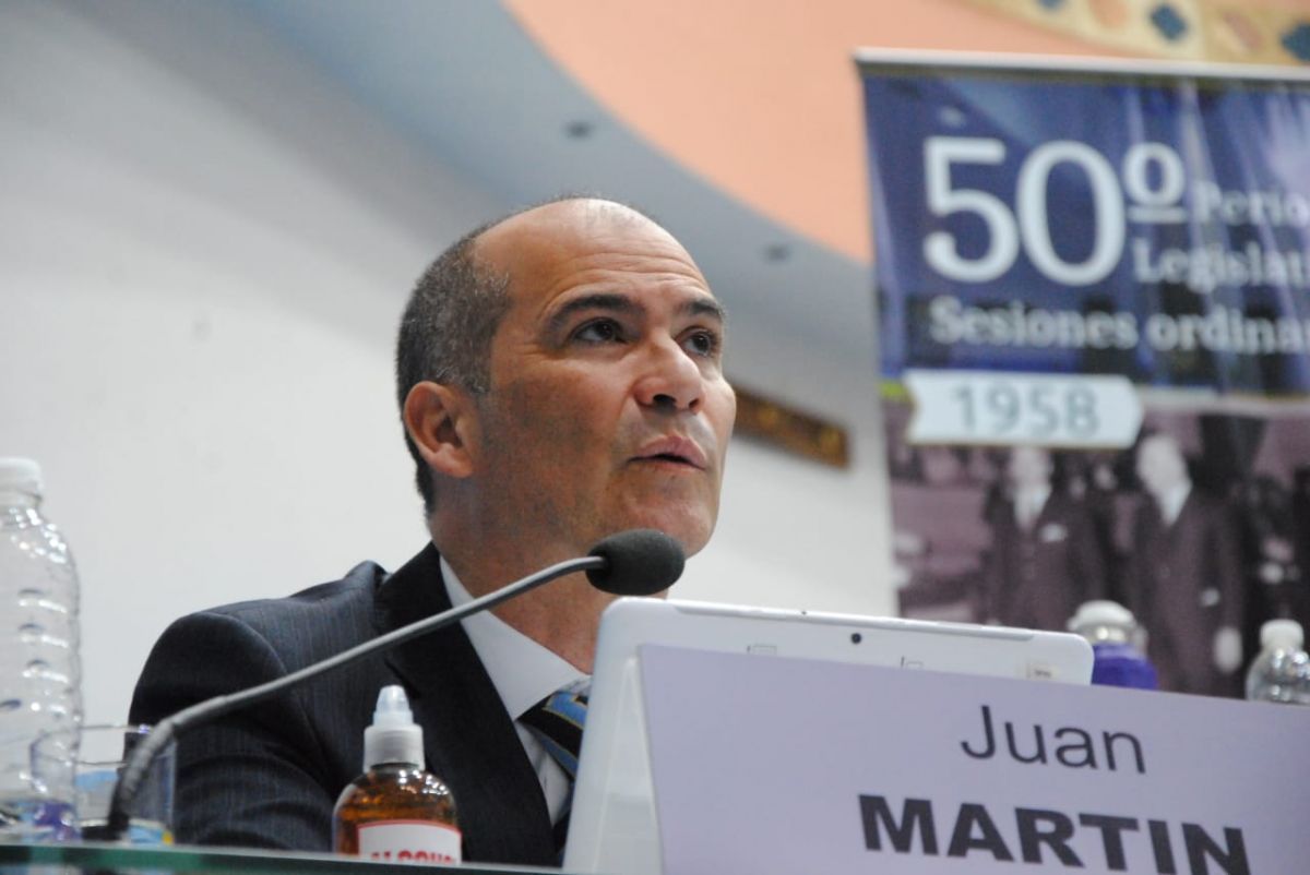 Juan Martín: “Es vergonzoso que los chicos pierdan otros cuatro días de clases”