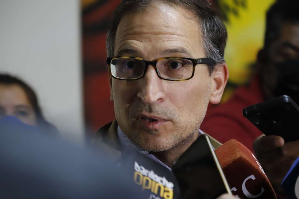 Domingo dijo que Uber en Bariloche "aumentará la competencia y se pagará un precio justo"