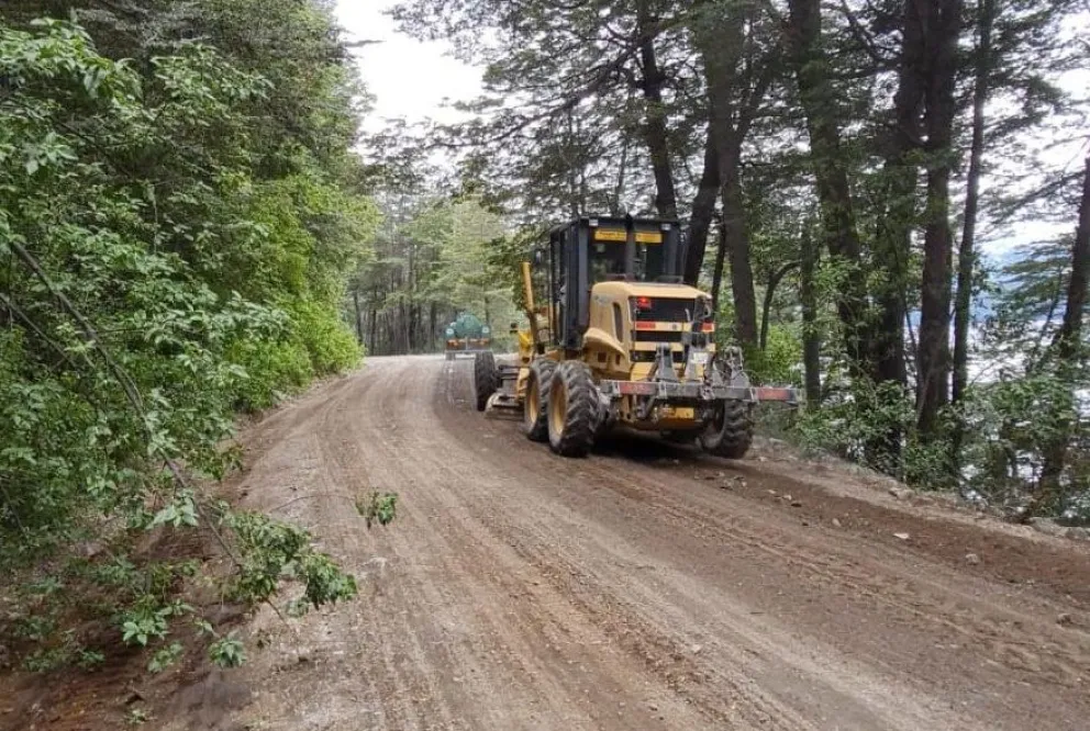 Comenzaron las tareas de mejoras en el Camino a Cerro Tronador