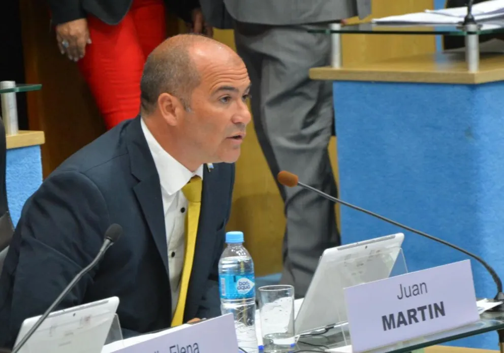 Juan Martin propone facilidades para que los jóvenes consigan trabajo