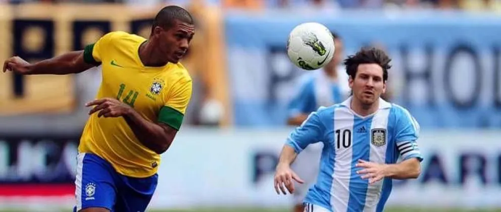 Con un Messi maravilloso, Argentina derrotó a Brasil 4 a 3