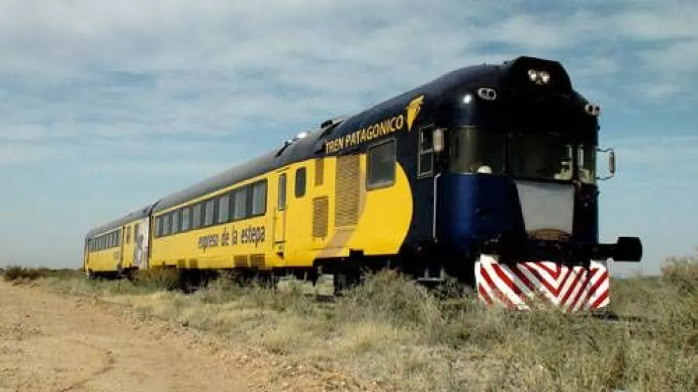El tren que une Jacobacci con Bariloche suspendió su servicio por 30 días