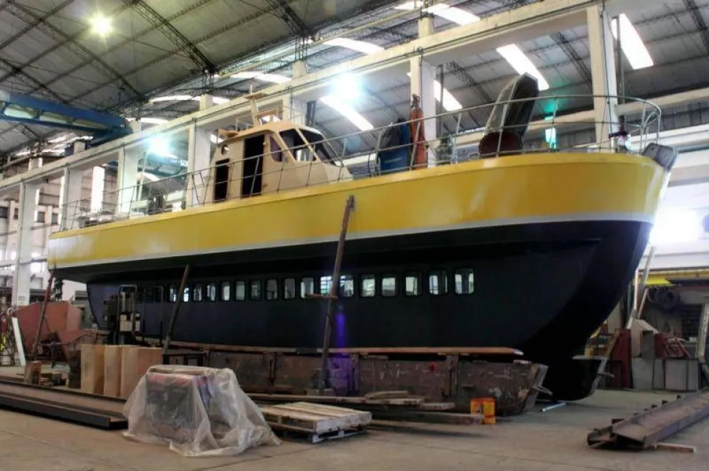 Argentina tendrá la primera nave para ver ballenas bajo el agua