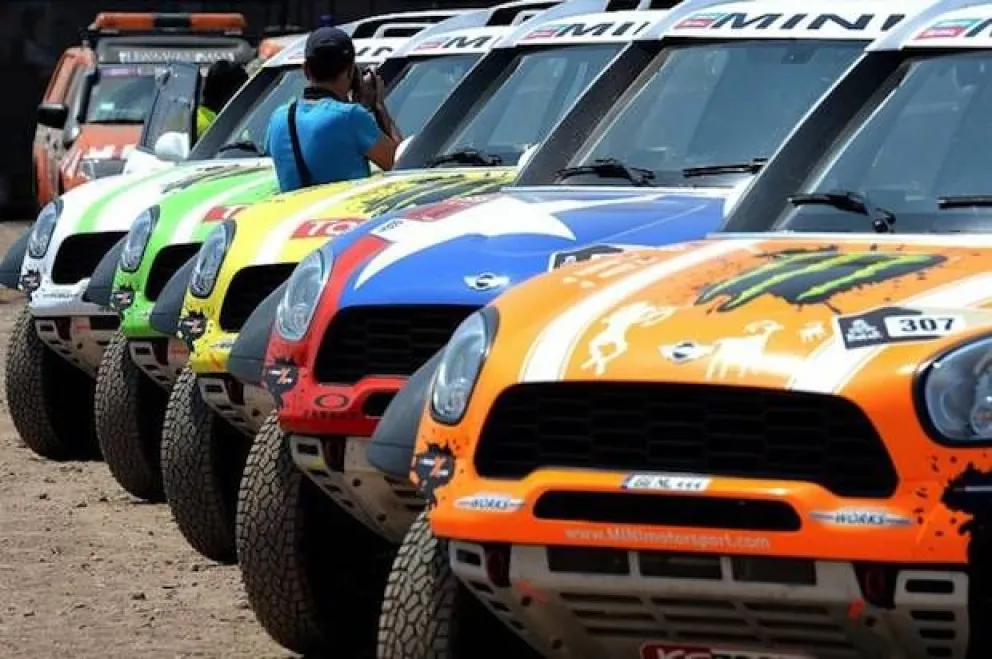Con fuerte presencia argentina, largó desde Lima el Rally Dakar 2013