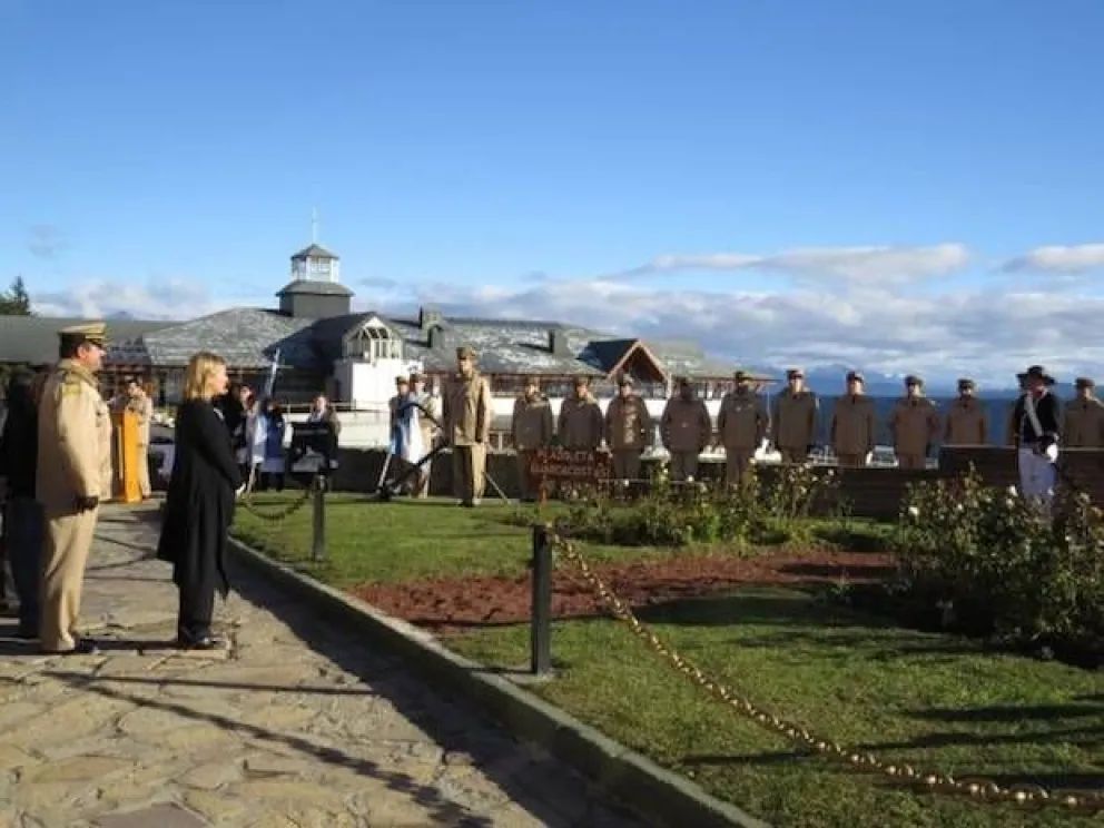 Realizaron homenaje a la Prefectura Naval Argentina por su acción en la gesta de Malvinas