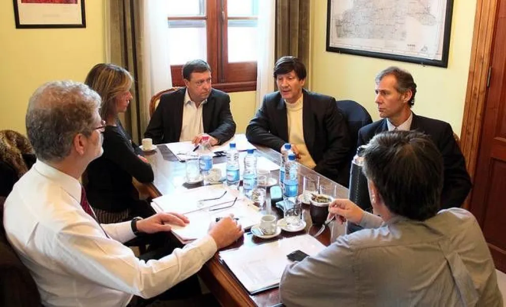 Weretilneck convocó a la designación del nuevo STJ