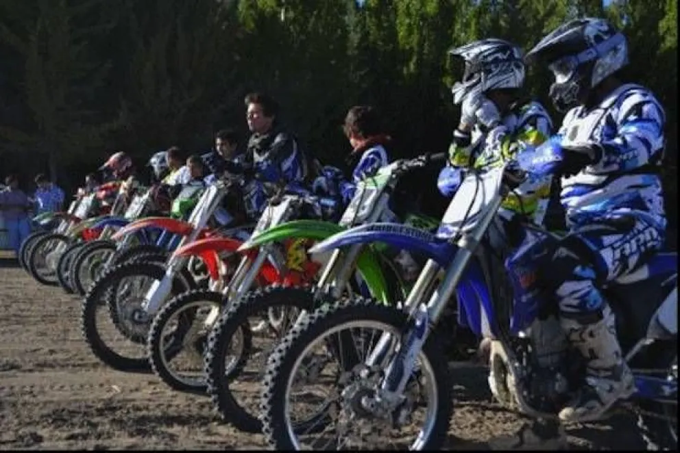 Elvira y Laurysens al podio en la tercera en Las Lajas