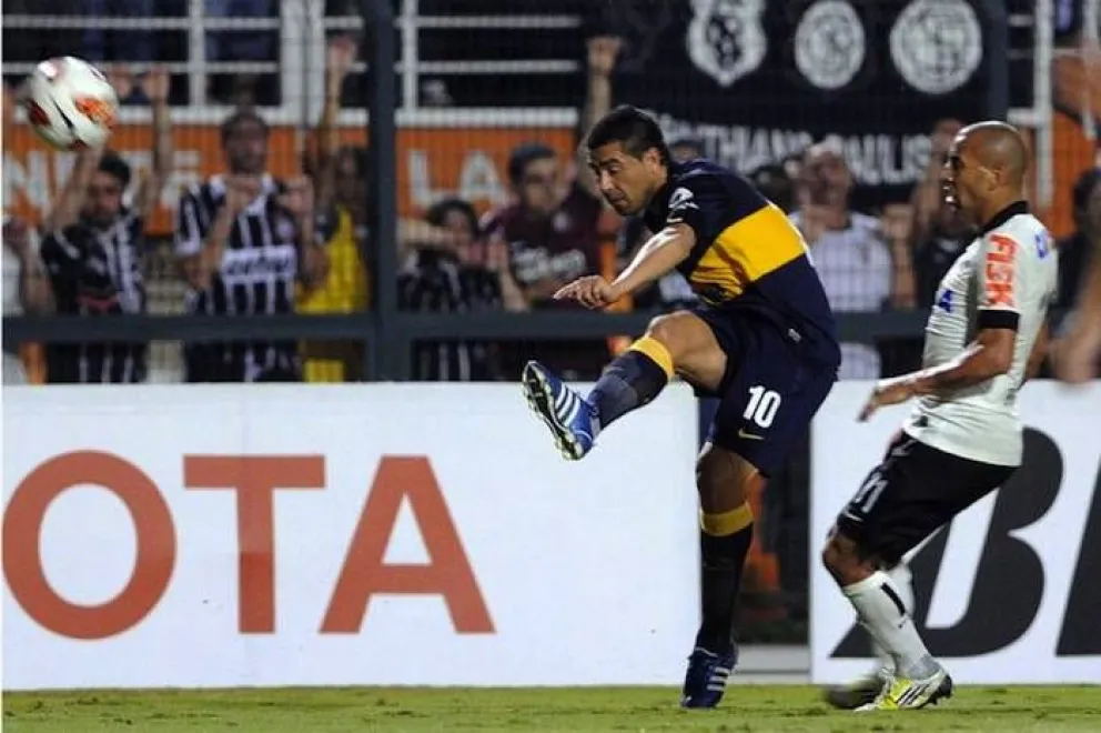 Con la mística copera y el talento de Riquelme, Boca pasó a los cuartos