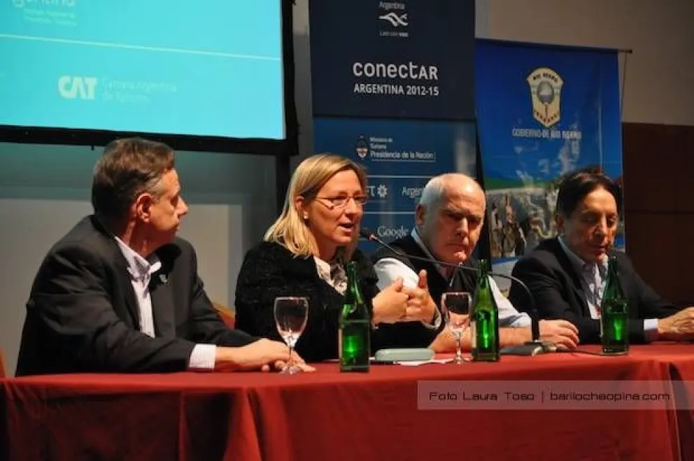 Presentaron en Bariloche el Plan de marketing turístico ConectAR 2012-2015