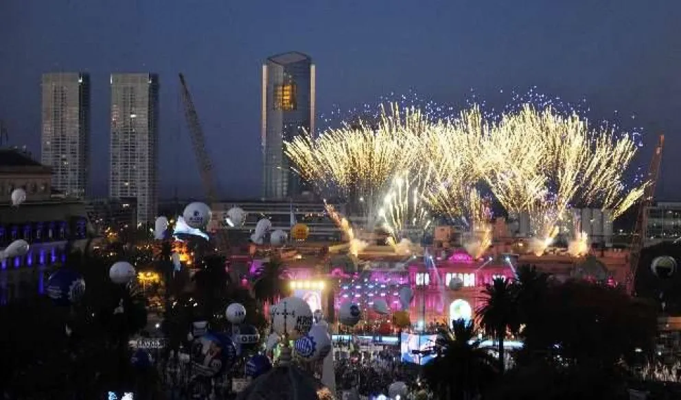 Unas 700 mil personas colmaron la Plaza para festejar el 25 de Mayo