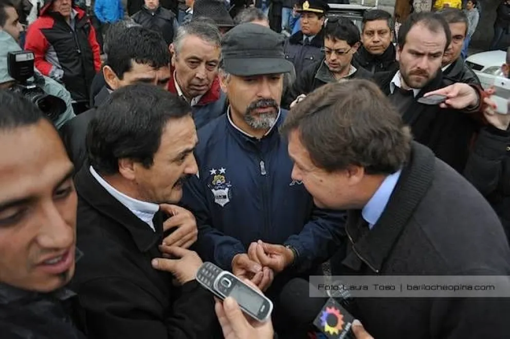 Taxistas le reclamaron más seguridad al gobernador