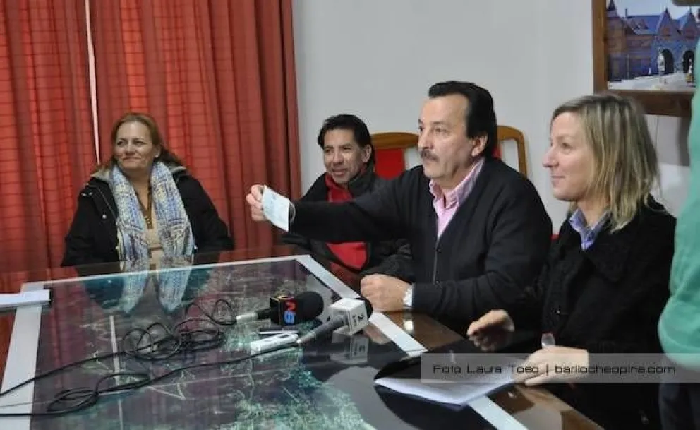 Municipio cancela más de 4 años de deudas con la Biblioteca Sarmiento