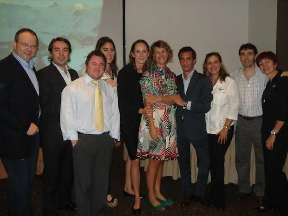 Promocionan a Catedral en Brasil y Venezuela