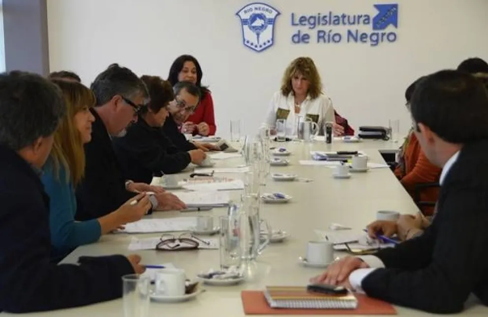 Más requisitos para presentar proyectos