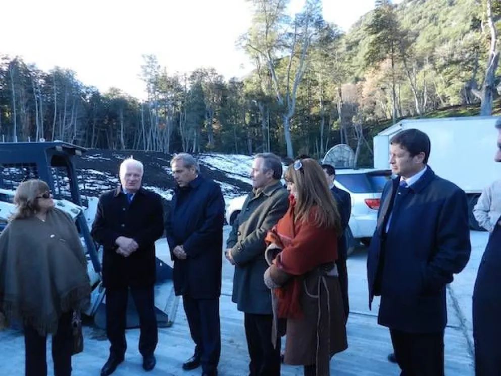 Se inauguró un nuevo tramo de asfalto en la “Ruta de los Siete Lagos”