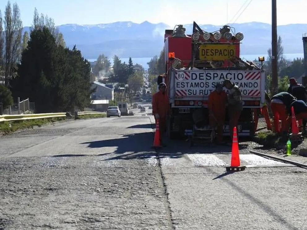 Pintan sendas peatonales