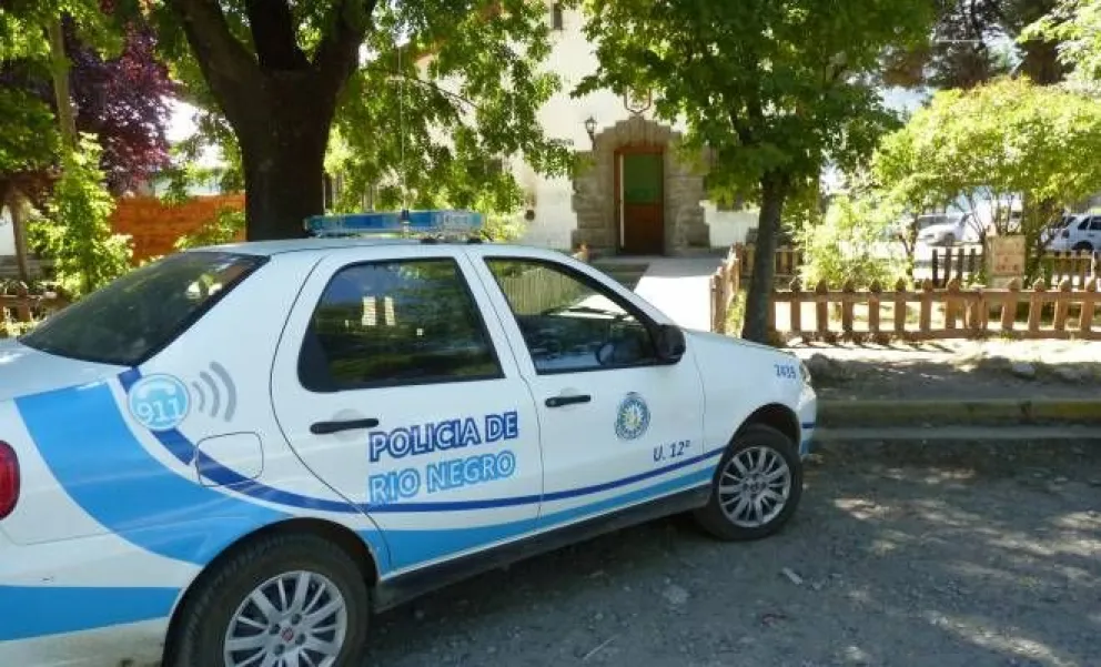 El Bolsón: se durmió en una plaza y le robaron un millón y medio de pesos