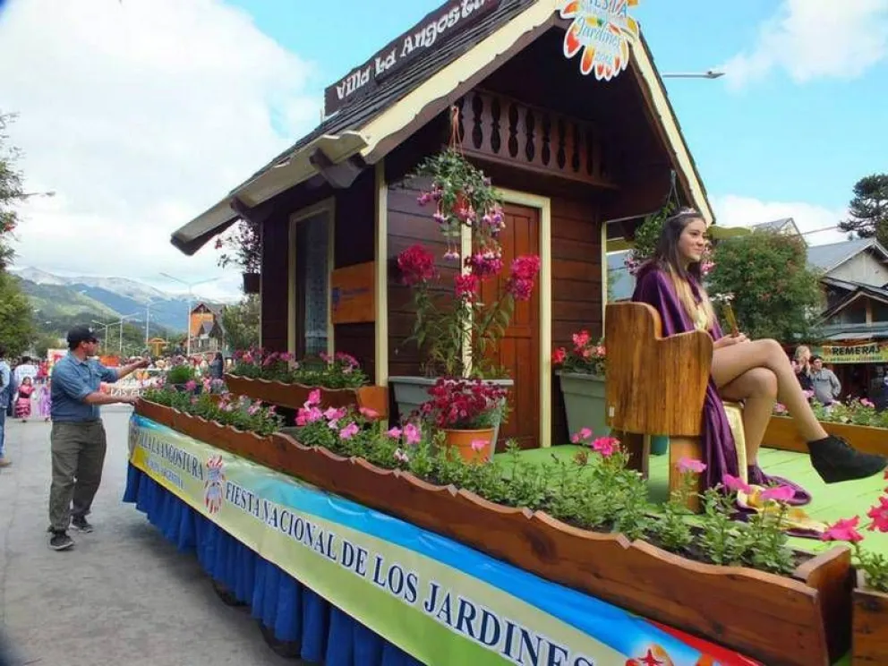 Comenzó la décima Fiesta Nacional de los Jardines en Villa La Angostura