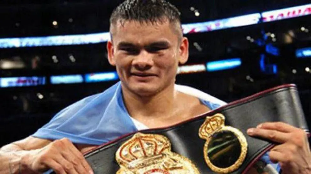 Un ex entrenador del "Chino" Maidana pidió embargar la bolsa de la pelea ante Mayweather