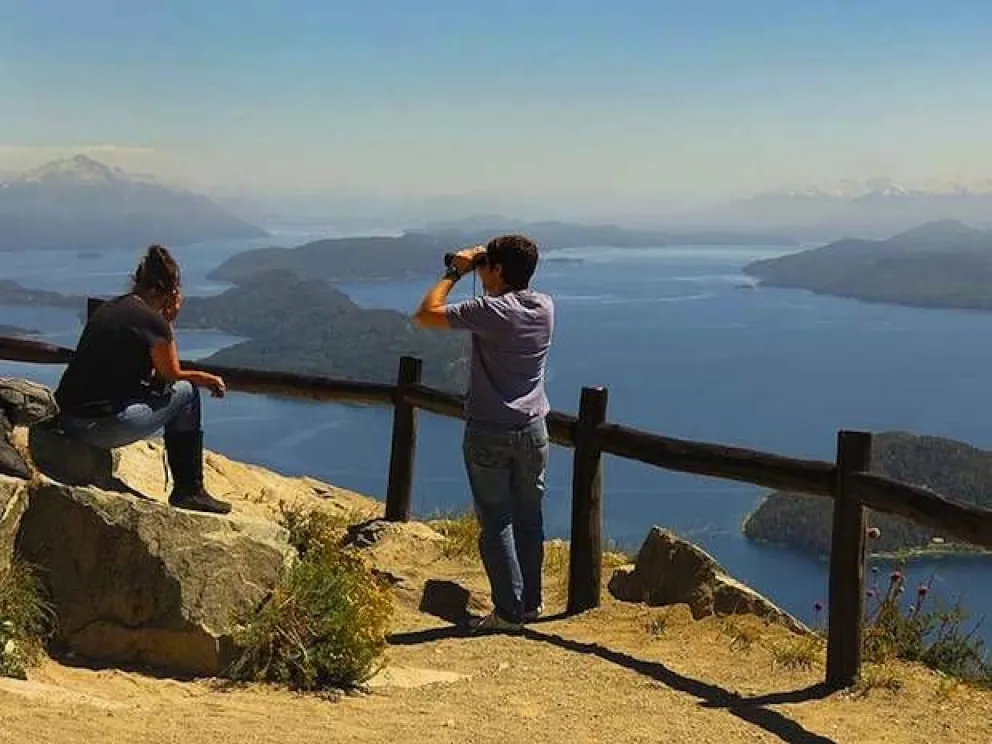 Los días se mantienen con temperaturas moderadas en Bariloche