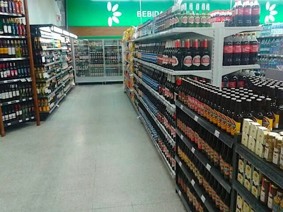 Supermercados Todo reabrió su renovada sucursal del km 4 y Boock