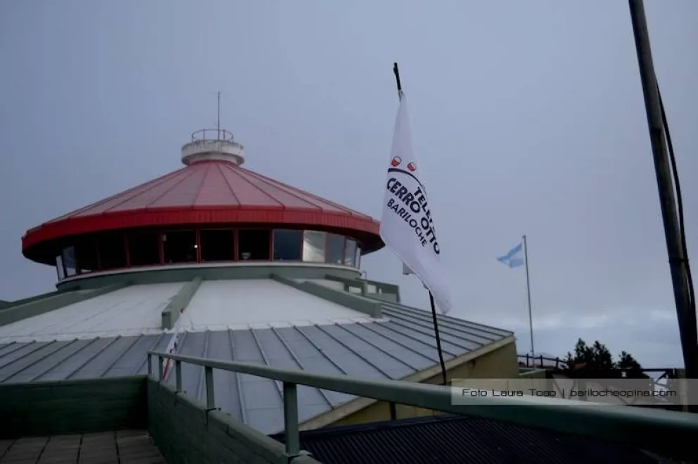 Comenzó el ascenso vía terrestre al complejo Teleférico Cerro Otto