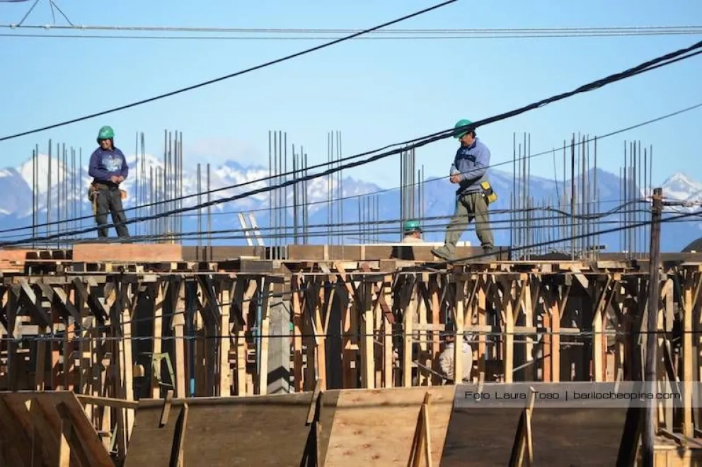 Ley Bases: nuevas regulaciones del gobierno para contratos de obra pública