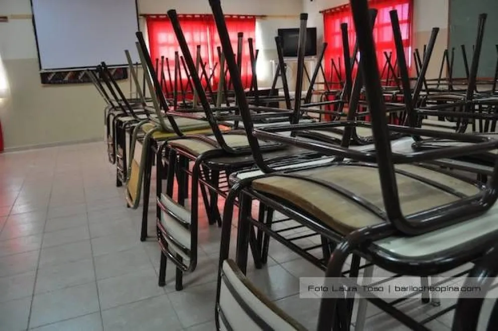 Aprobaron un protocolo sanitario para clases escolares presenciales en Río Negro