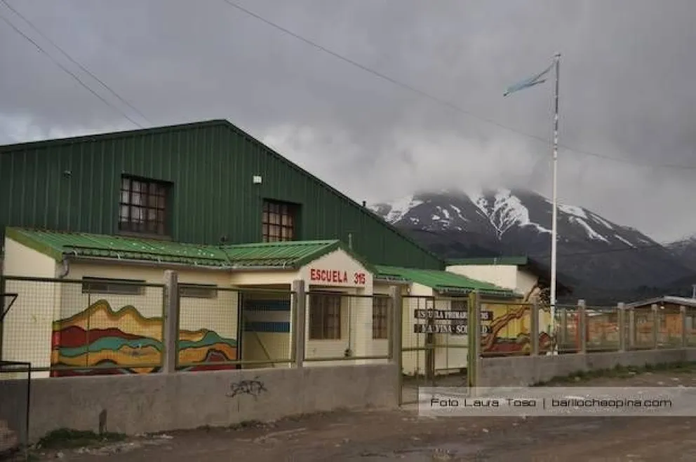 Varias escuelas sin clases por el corte de agua en el Sur de la ciudad